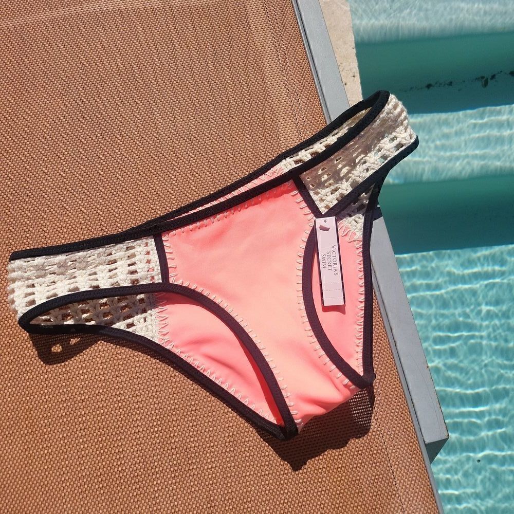 Victoria Secret binki bottom XS swimwear
